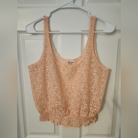 Black Poppy Tops - Black Poppy Women's Lace Crop Tank Top with Scoop Neck and Scoop Back Peach Med